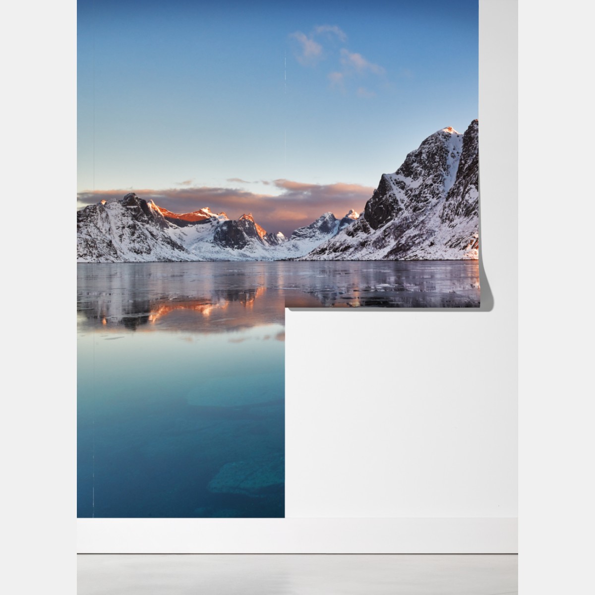 Fototapeta Lofoty wschód słońca nad górami – Wallissimo® Fototapeta Lofoty wschód słońca nad górami – Wallissimo®