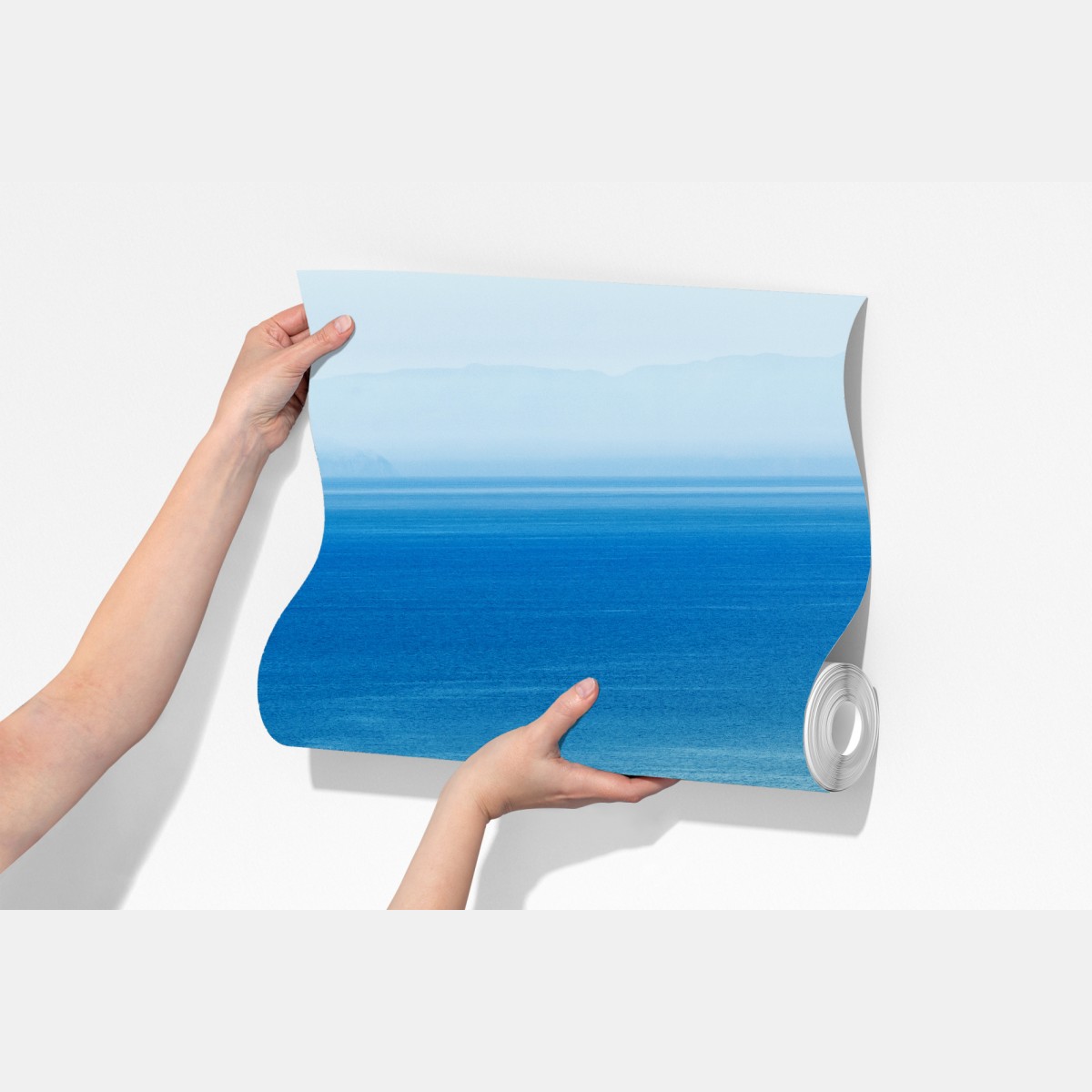 Fototapeta słoneczna panorama nadmorskiego miasta z żaglówką – Wallissimo® Fototapeta słoneczna panorama nadmorskiego miasta z żaglówką – Wallissimo®