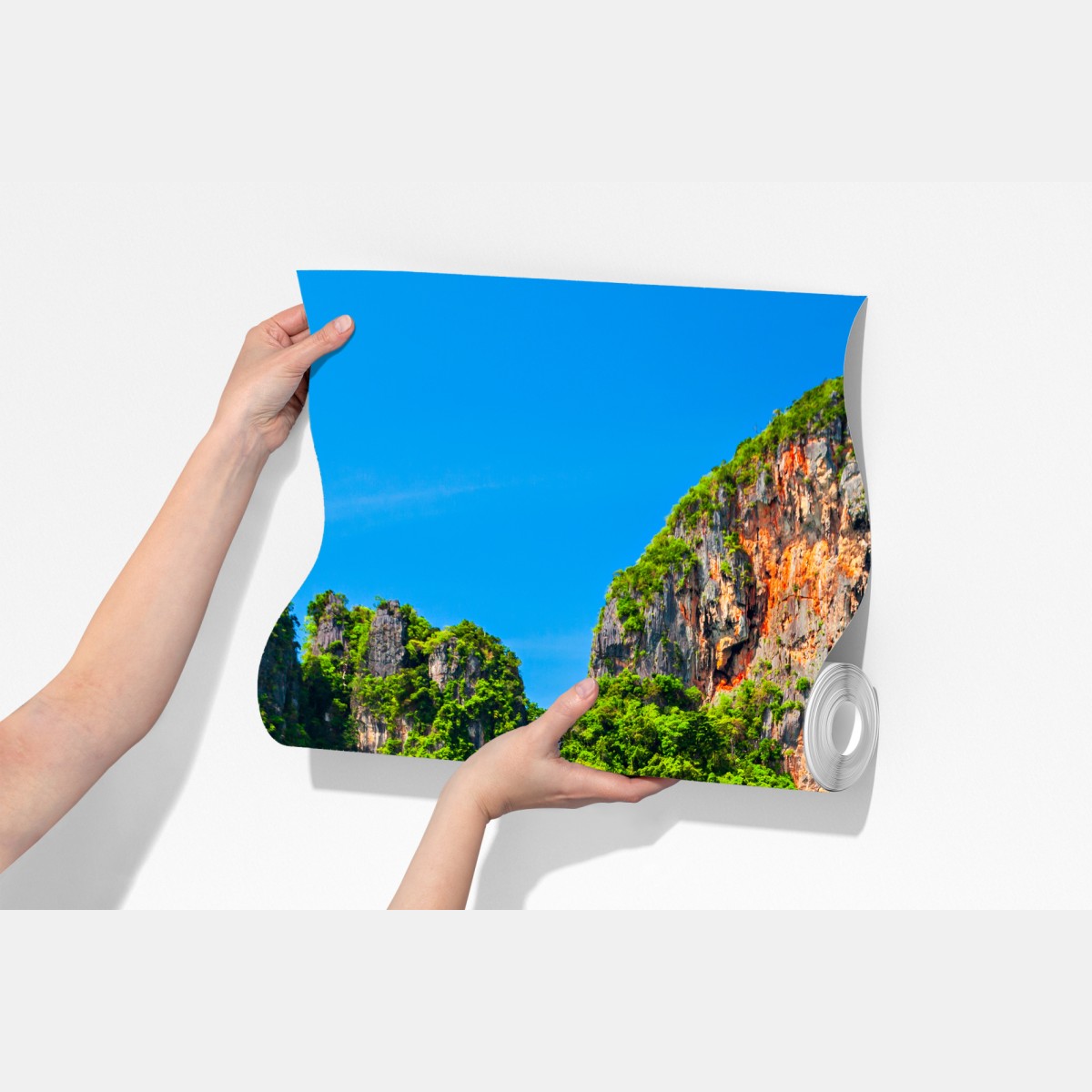 Fototapeta długie łodzie na tropikalnej plaży, Tajlandia – Wallissimo® Fototapeta długie łodzie na tropikalnej plaży, Tajlandia – Wallissimo®