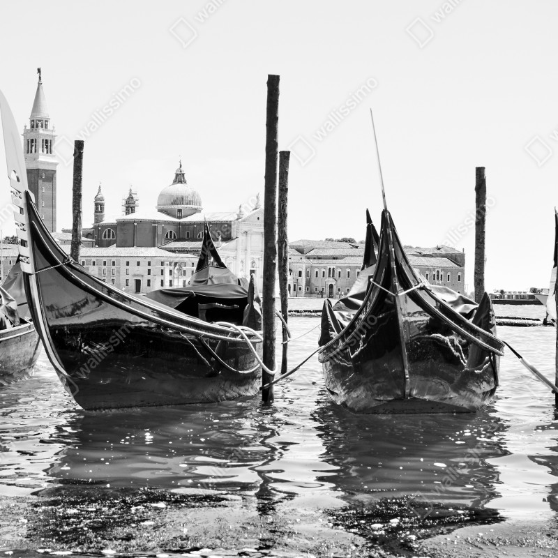 Fototapeta gondole przy kei w Wenecji – Wallissimo® Fototapeta gondole przy kei w Wenecji – Wallissimo®