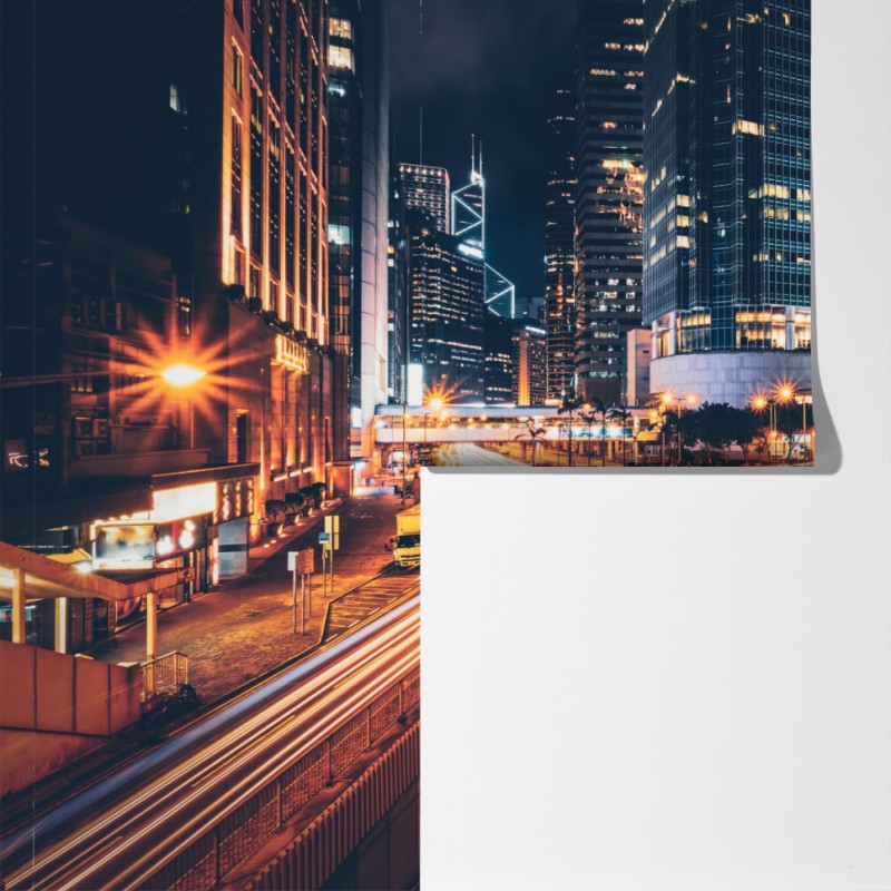 Fototapeta nocne smugi świetlne nad miejską autostradą – Wallissimo® Fototapeta nocne smugi świetlne nad miejską autostradą – Wallissimo®