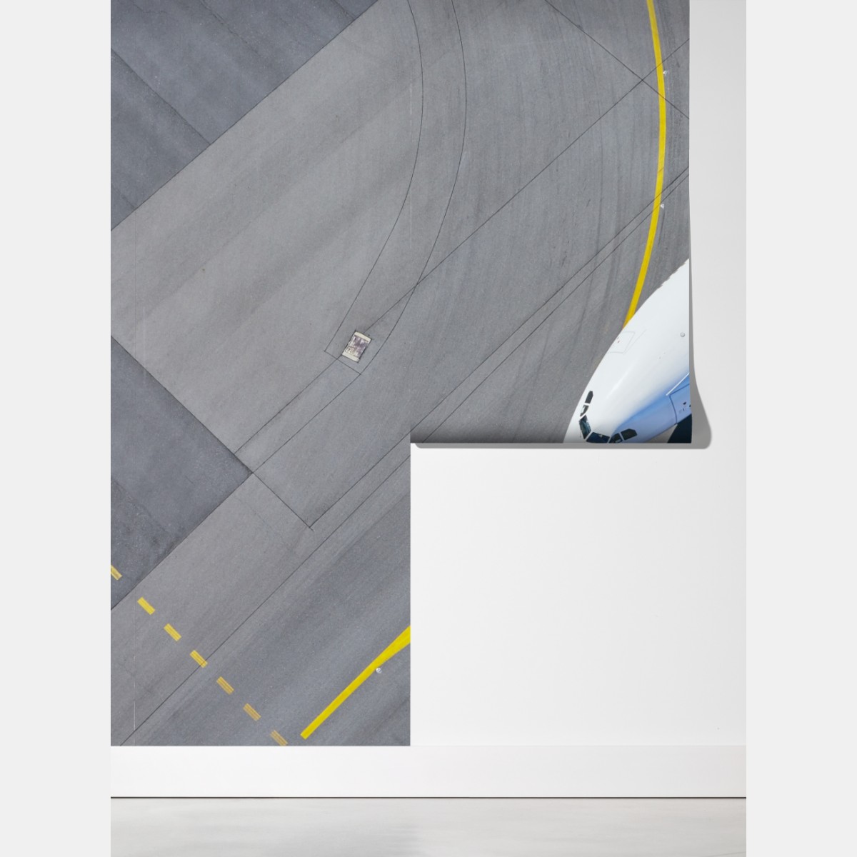 Fototapeta widok z lotu ptaka na samolot na płycie lotniska – Wallissimo® Fototapeta widok z lotu ptaka na samolot na płycie lotniska – Wallissimo®