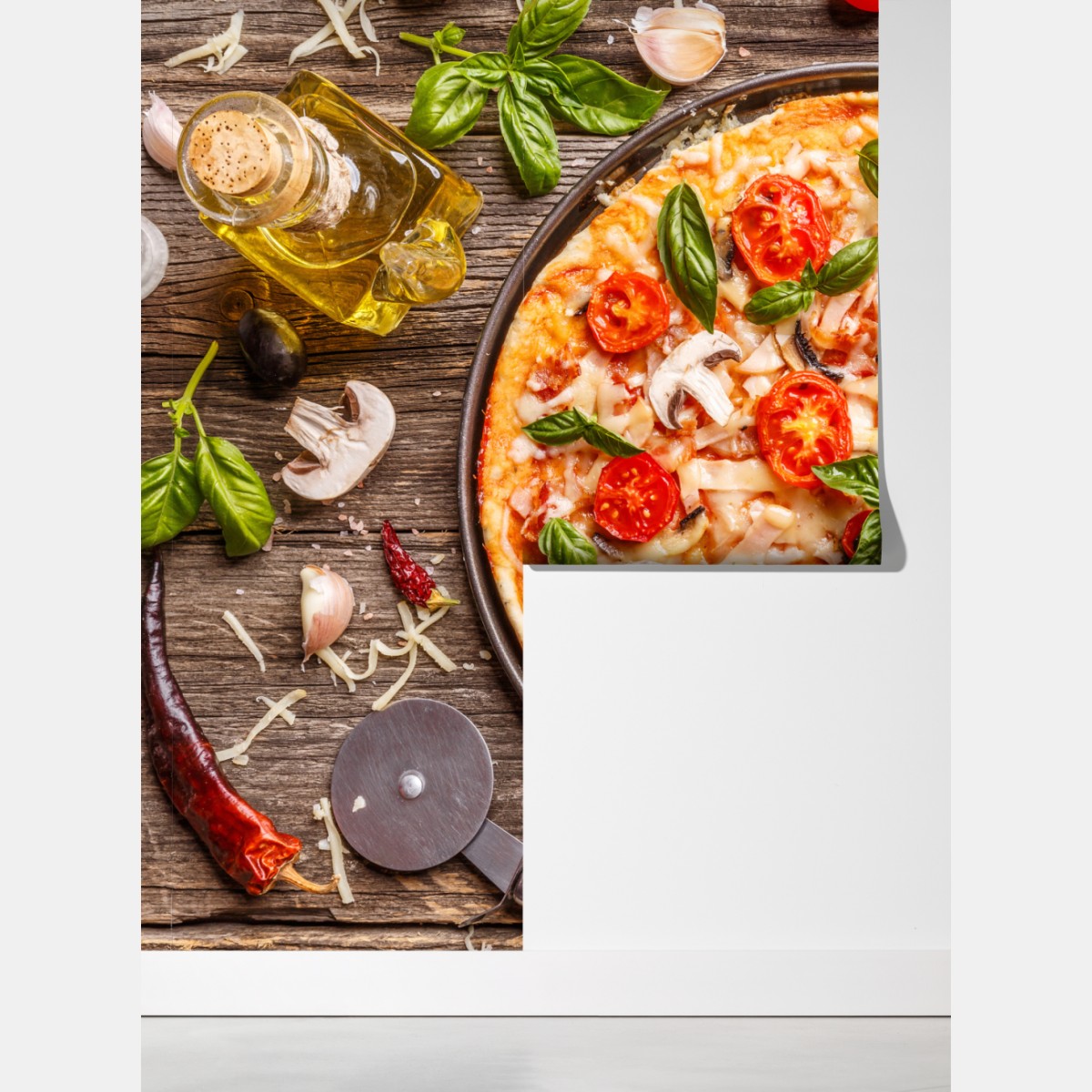 Fototapeta świeża pizza z bazylią i pomidorkami koktajlowymi – Wallissimo® Fototapeta świeża pizza z bazylią i pomidorkami koktajlowymi – Wallissimo®