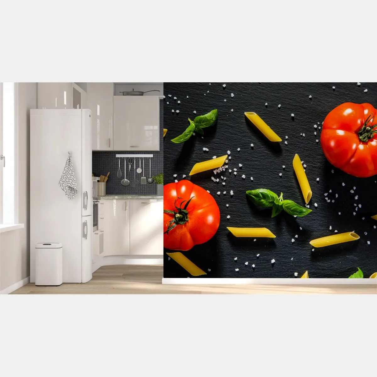Fototapeta pomidory i penne na czarnym łupku – Wallissimo® Fototapeta pomidory i penne na czarnym łupku – Wallissimo®