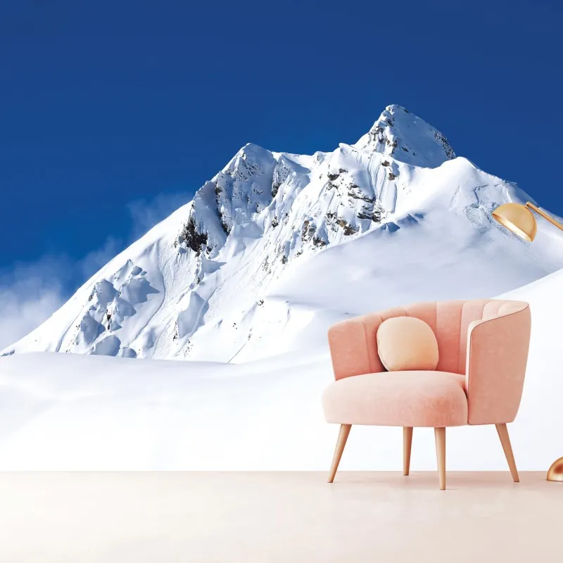 Fototapeta śnieżny alpejski szczyt pod głębokim błękitnym niebem – Wallissimo® Fototapeta śnieżny alpejski szczyt pod głębokim błękitnym niebem – Wallissimo®