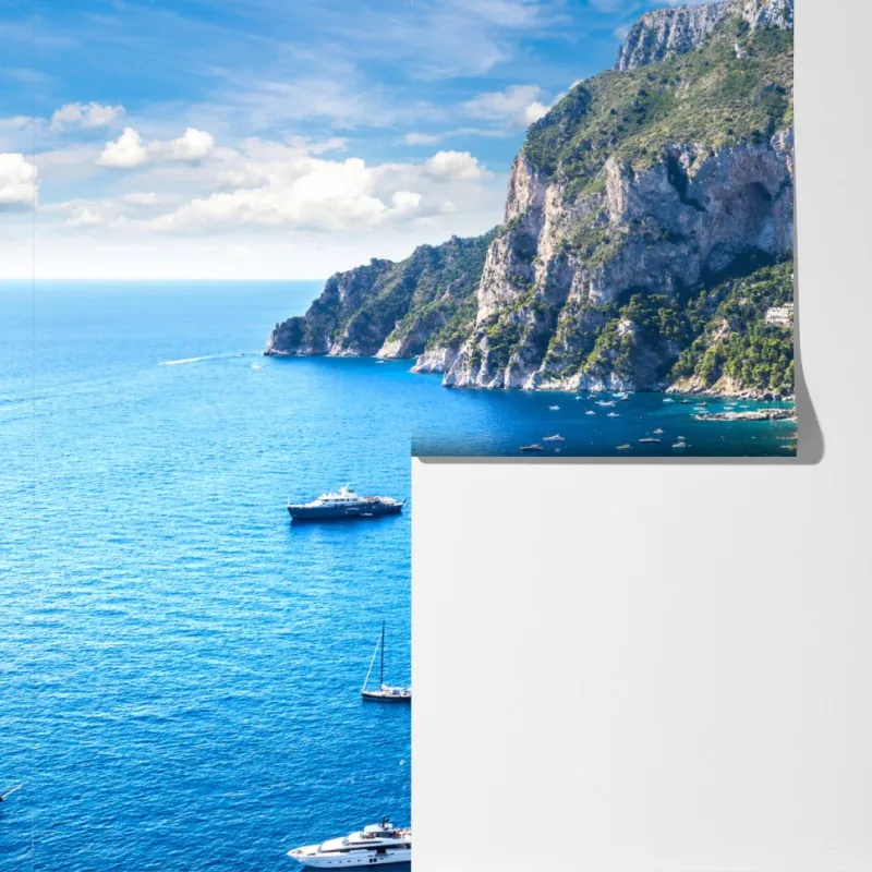 Fototapeta Capri letnie wybrzeże i klify – Wallissimo® Fototapeta Capri letnie wybrzeże i klify – Wallissimo®