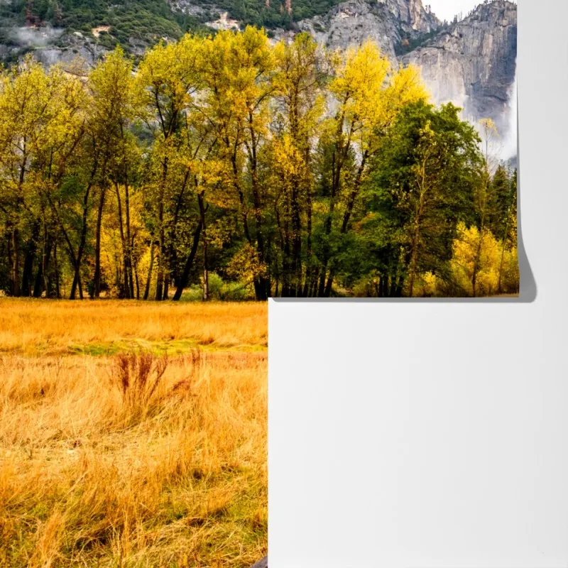 Fototapeta jesienna kładka prowadząca do wodospadu – Wallissimo® Fototapeta jesienna kładka prowadząca do wodospadu – Wallissimo®