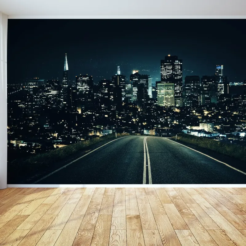 Fototapeta droga prowadząca do oświetlonej panoramy miasta nocą – Wallissimo® Fototapeta droga prowadząca do oświetlonej panoramy miasta nocą – Wallissimo®