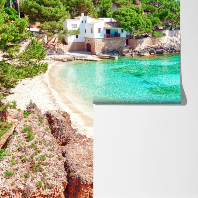 Fototapeta spokojna zatoka śródziemnomorska z turkusowymi wodami – Wallissimo® Fototapeta spokojna zatoka śródziemnomorska z turkusowymi wodami – Wallissimo®