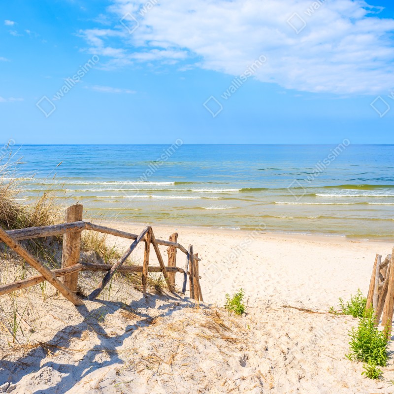 Fototapeta wejście na plażę w Lubiatowie, Polska – Wallissimo® Fototapeta wejście na plażę w Lubiatowie, Polska – Wallissimo®