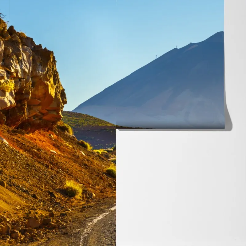 Fototapeta słoneczna droga prowadząca do wulkanu – Wallissimo® Fototapeta słoneczna droga prowadząca do wulkanu – Wallissimo®