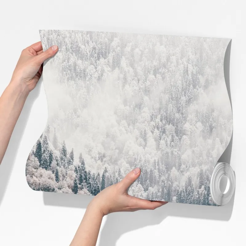 Fototapeta mglisty jesienny las na śnieżnej górze – Wallissimo® Fototapeta mglisty jesienny las na śnieżnej górze – Wallissimo®