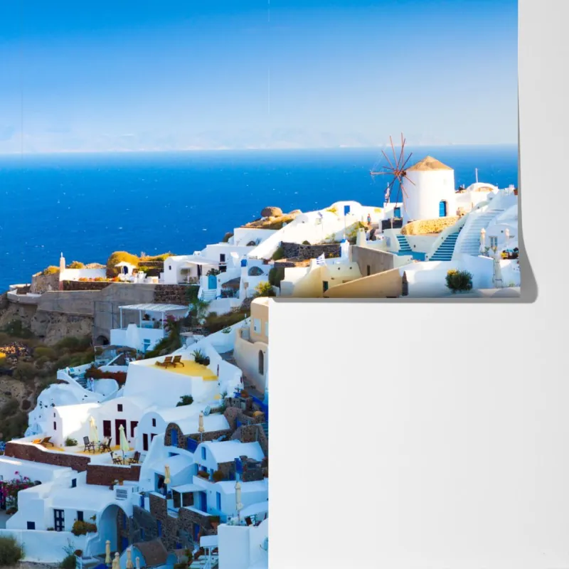 Fototapeta nasłonecznione miasteczko Santorini nad morzem – Wallissimo® Fototapeta nasłonecznione miasteczko Santorini nad morzem – Wallissimo®