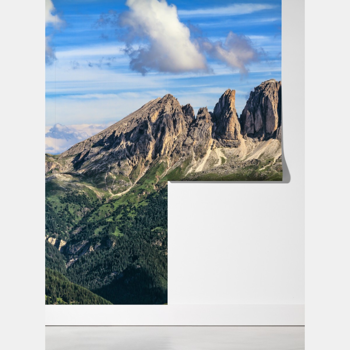 Fototapeta majestatyczna górska panorama z zielonymi wzgórzami – Wallissimo® Fototapeta majestatyczna górska panorama z zielonymi wzgórzami – Wallissimo®