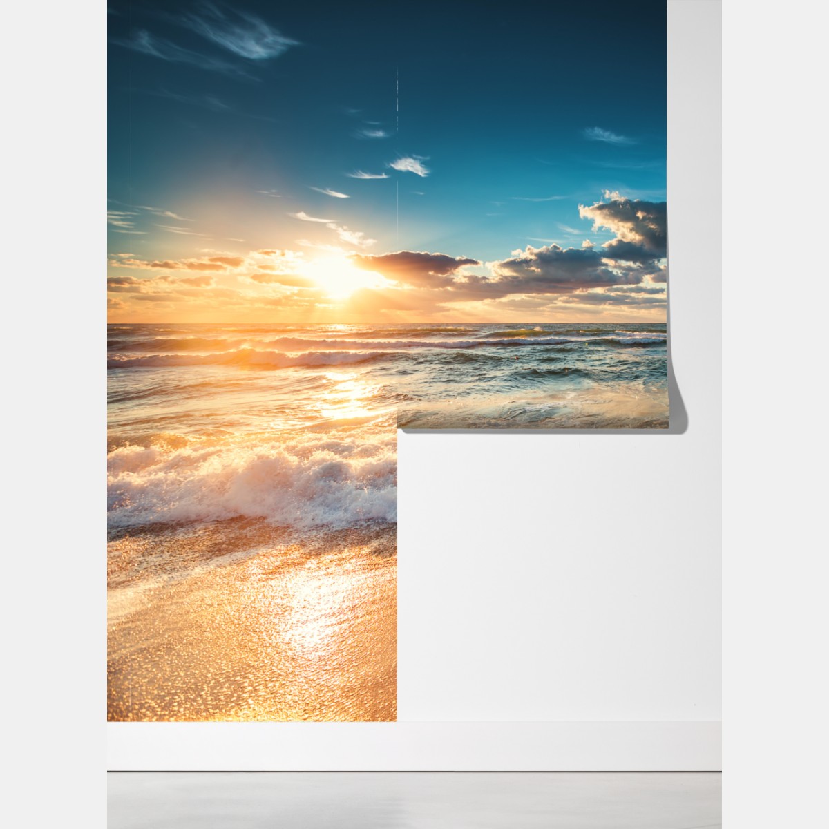 Fototapeta złoty wschód słońca nad brzegiem morza – Wallissimo® Fototapeta złoty wschód słońca nad brzegiem morza – Wallissimo®