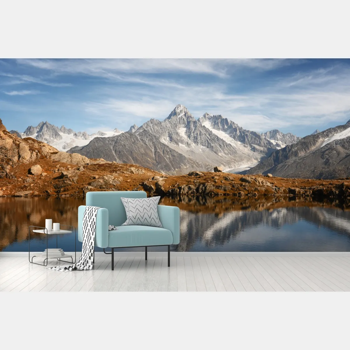 Fototapeta spokojne alpejskie szczyty odbite w jeziorze – Wallissimo® Fototapeta spokojne alpejskie szczyty odbite w jeziorze – Wallissimo®