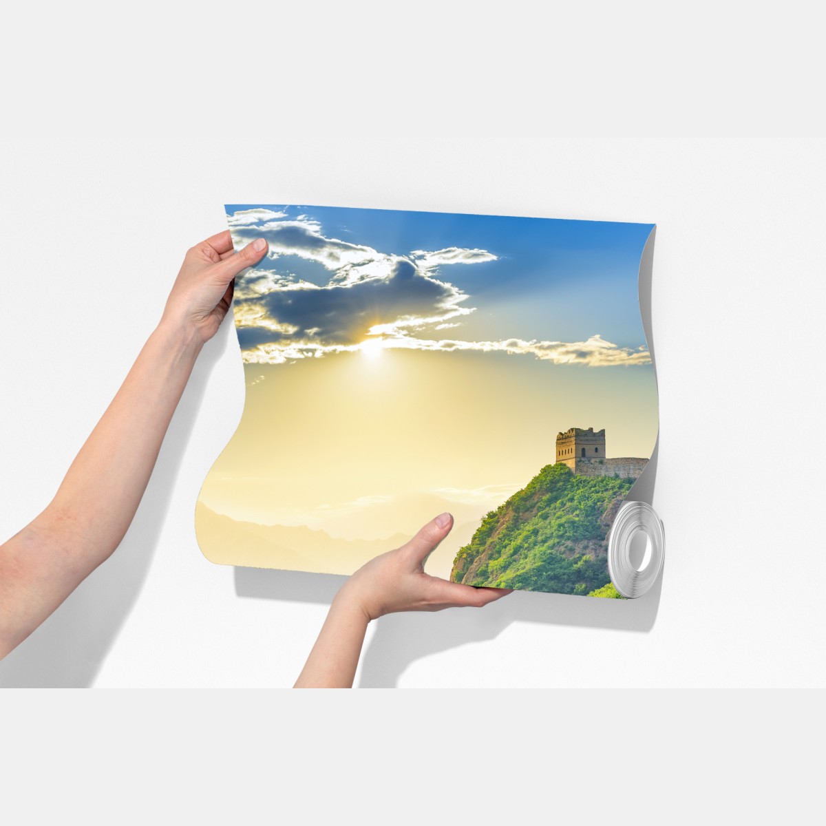 Fototapeta Wielki Mur o świcie nad zielonymi górami – Wallissimo® Fototapeta Wielki Mur o świcie nad zielonymi górami – Wallissimo®