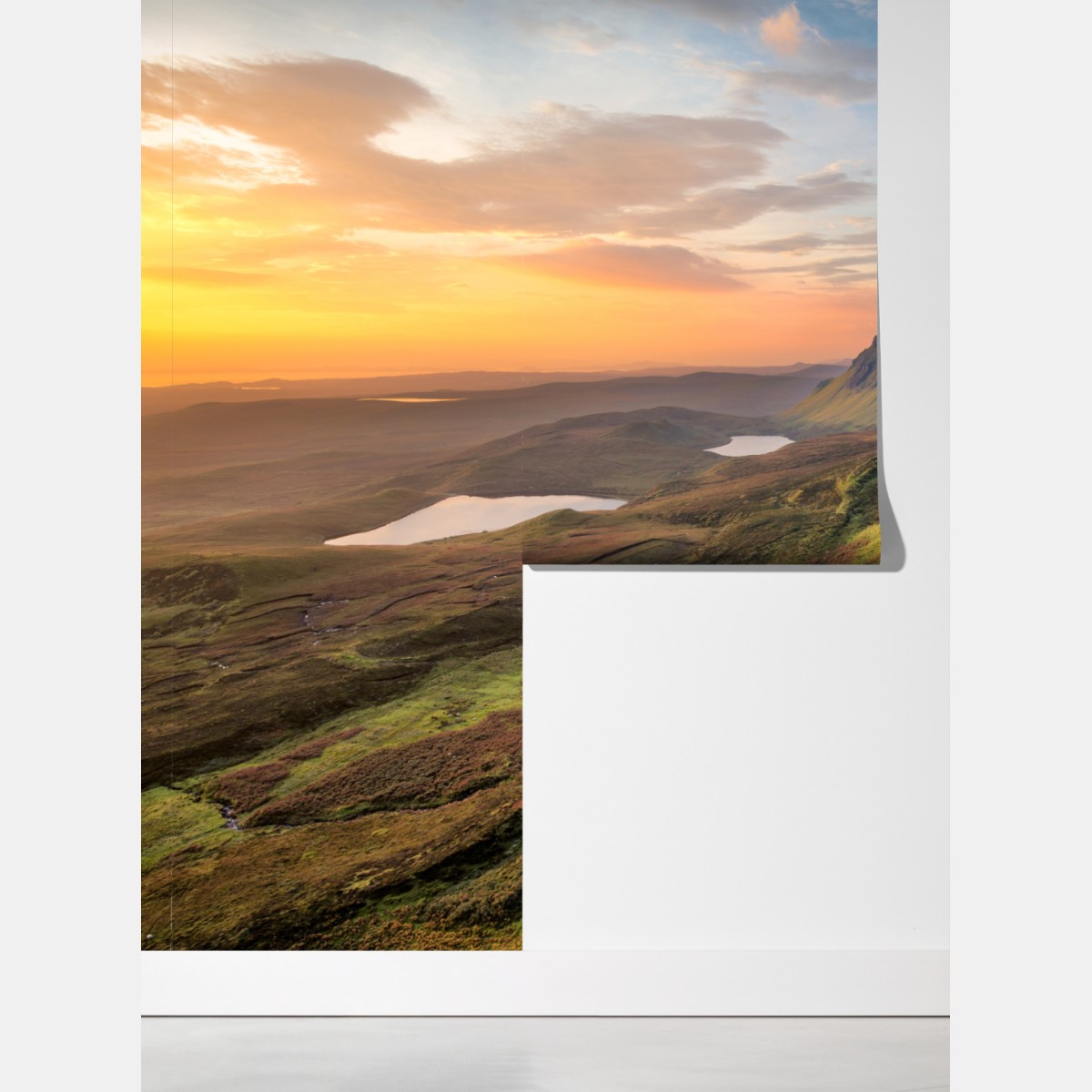 Fototapeta zachód słońca nad zielonymi wzgórzami – Wallissimo® Fototapeta zachód słońca nad zielonymi wzgórzami – Wallissimo®