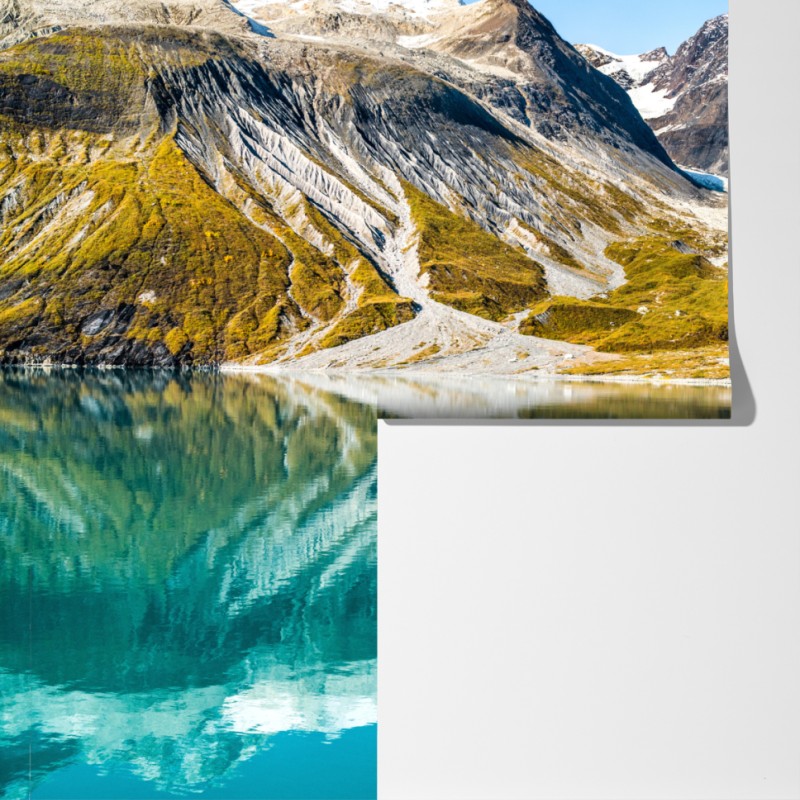 Fototapeta spokojne alpejskie jezioro z ośnieżonymi szczytami – Wallissimo® Fototapeta spokojne alpejskie jezioro z ośnieżonymi szczytami – Wallissimo®