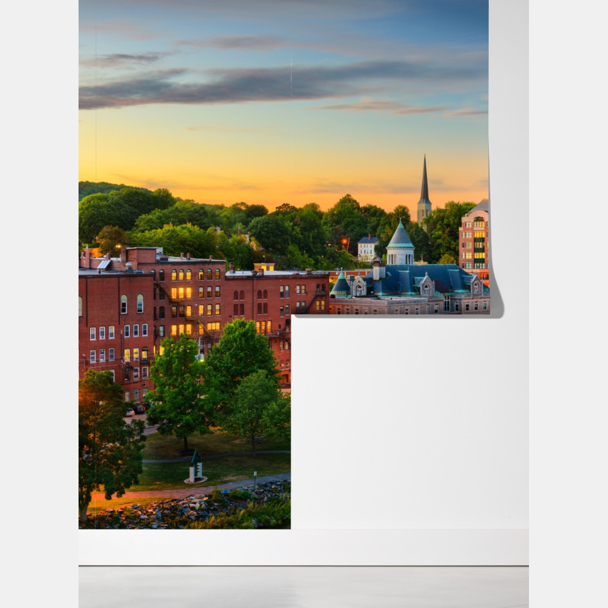 Fototapeta Augusta panorama miasta przy rzece Kennebec o zachodzie słońca – Wallissimo® Fototapeta Augusta panorama miasta przy rzece Kennebec o zachodzie słońca – Wallissimo®