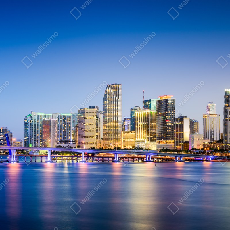 Fototapeta Miami panorama miasta o zmierzchu – Wallissimo® Fototapeta Miami panorama miasta o zmierzchu – Wallissimo®
