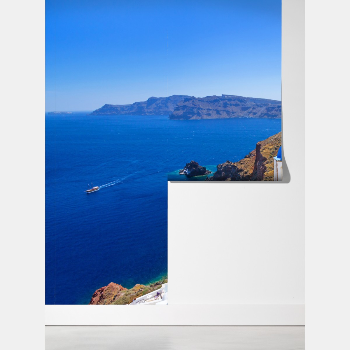 Fototapeta Santorini błękitne kopuły nad kalderą – Wallissimo® Fototapeta Santorini błękitne kopuły nad kalderą – Wallissimo®