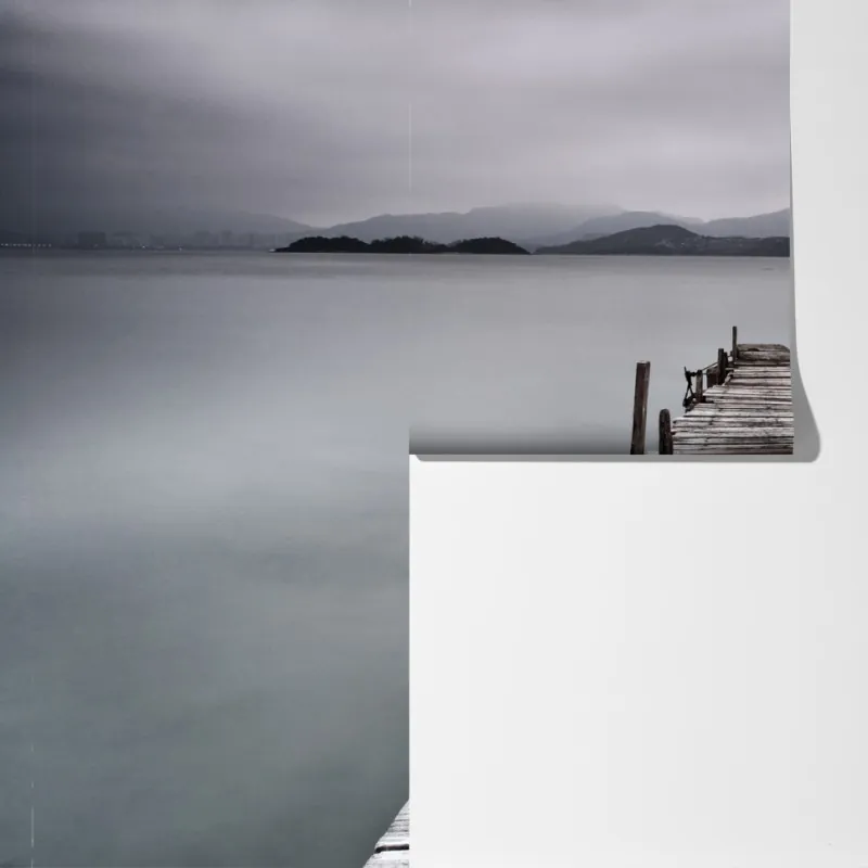 Fototapeta ciche drewniane molo nad spokojnym morzem – Wallissimo® Fototapeta ciche drewniane molo nad spokojnym morzem – Wallissimo®