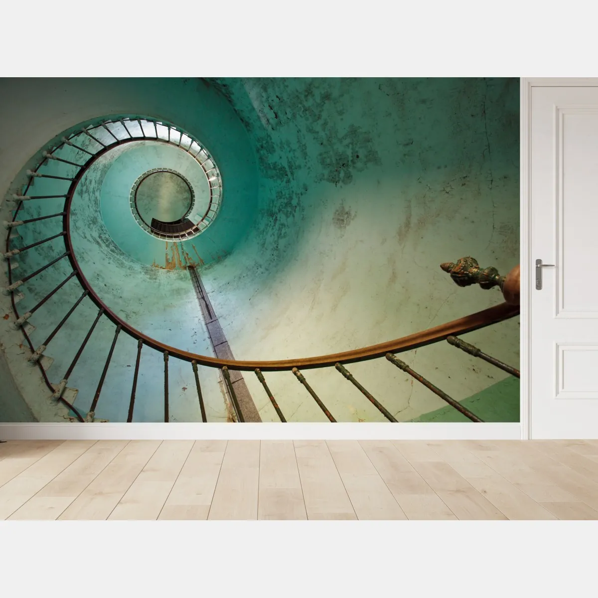 Fototapeta turkusowa spiralna klatka schodowa w zabytkowym wnętrzu – Wallissimo® Fototapeta turkusowa spiralna klatka schodowa w zabytkowym wnętrzu – Wallissimo®