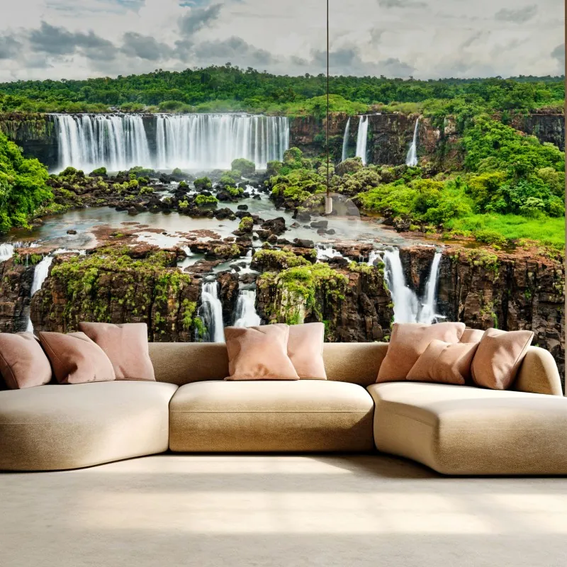 Fototapeta panorama bujnego zielonego wodospadu