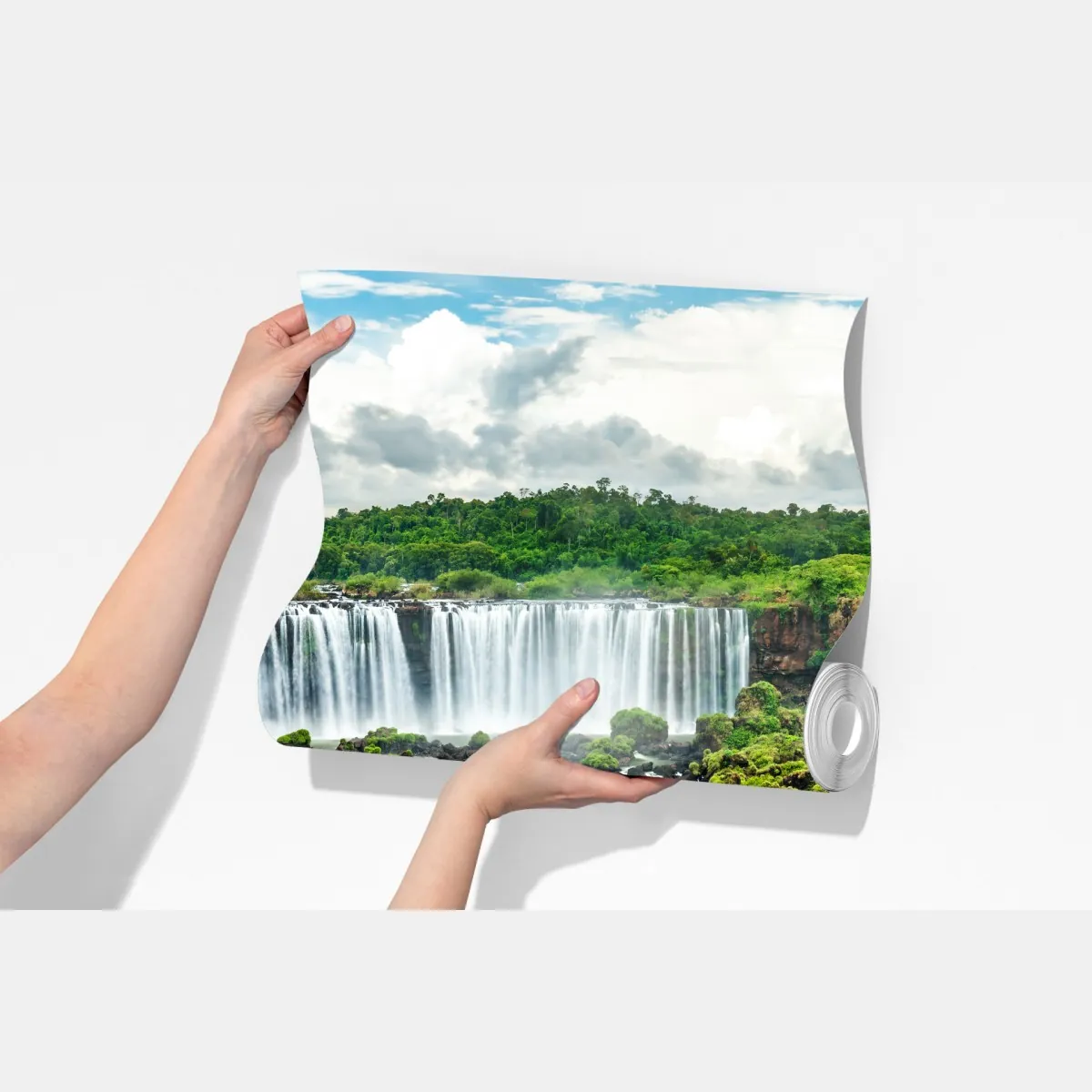 Fototapeta panorama bujnego zielonego wodospadu – Wallissimo® Fototapeta panorama bujnego zielonego wodospadu – Wallissimo®