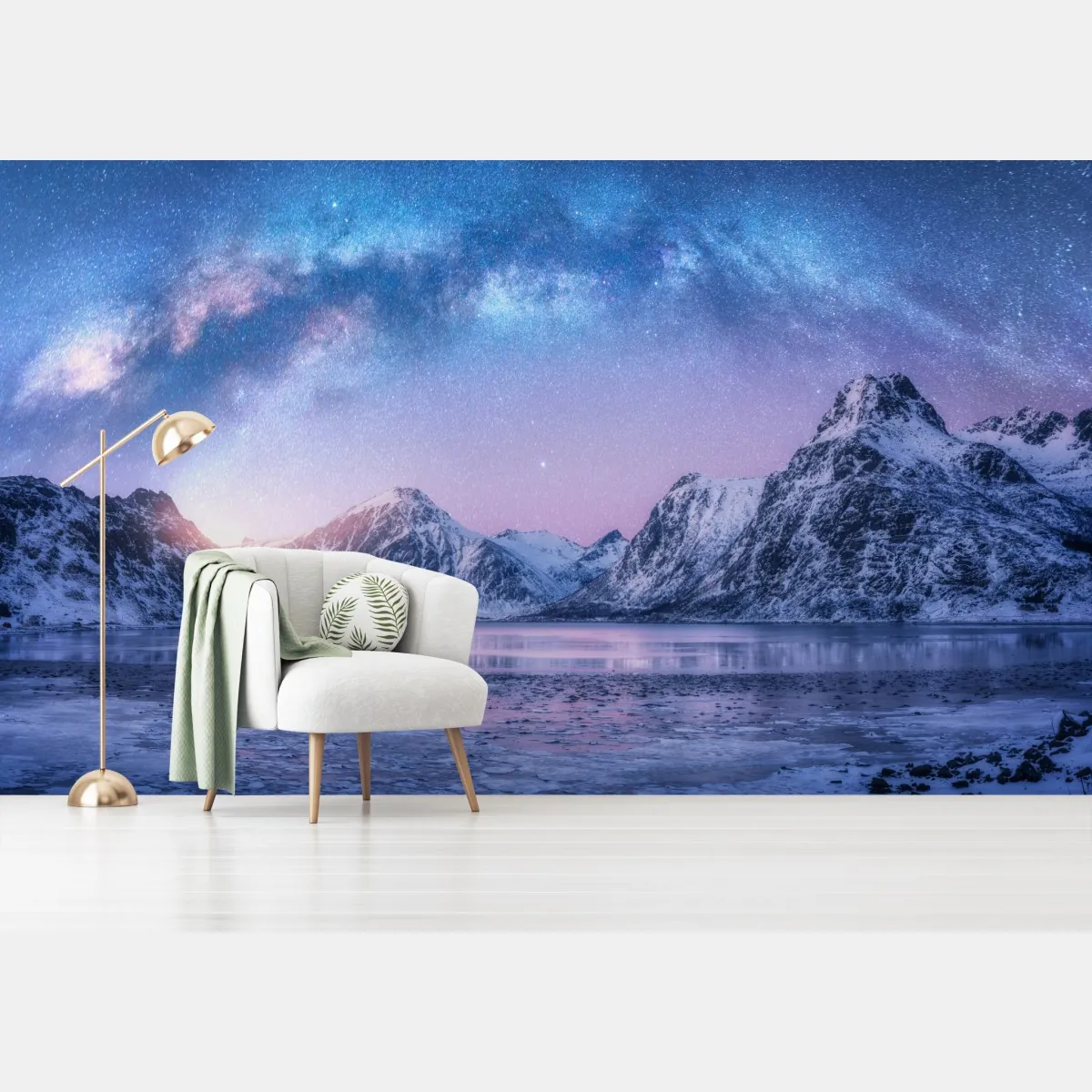 Fototapeta spokojna arktyczna noc w górach pod drogą mleczną – Wallissimo® Fototapeta spokojna arktyczna noc w górach pod drogą mleczną – Wallissimo®