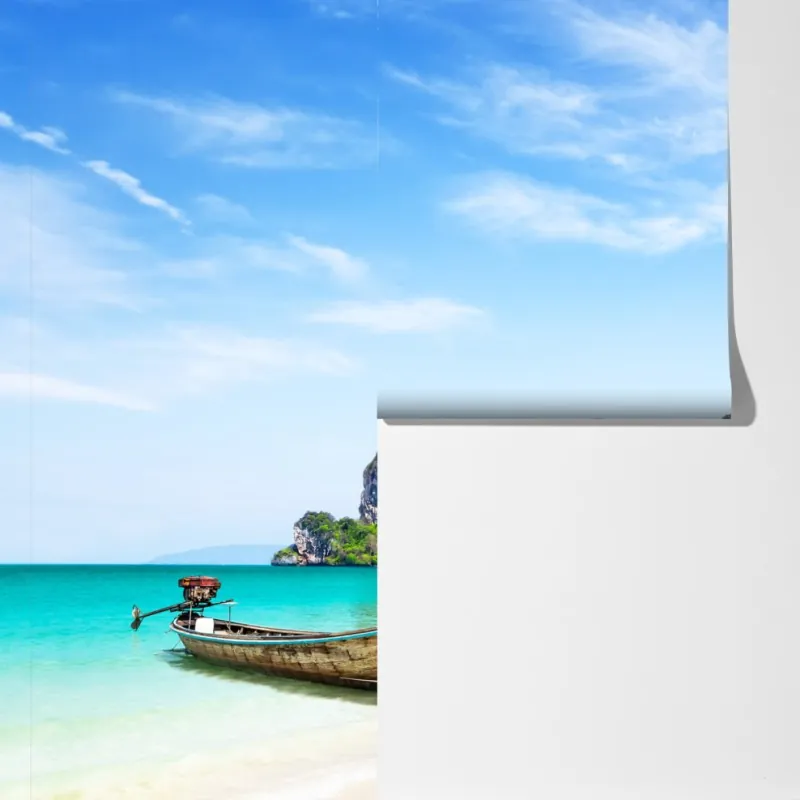 Fototapeta tradycyjna łódź na plaży Railay, Tajlandia – Wallissimo® Fototapeta tradycyjna łódź na plaży Railay, Tajlandia – Wallissimo®