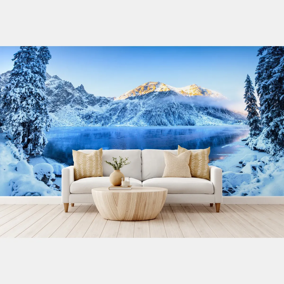 Fototapeta zimowy wschód słońca nad zamarzniętym górskim jeziorem – Wallissimo® Fototapeta zimowy wschód słońca nad zamarzniętym górskim jeziorem – Wallissimo®