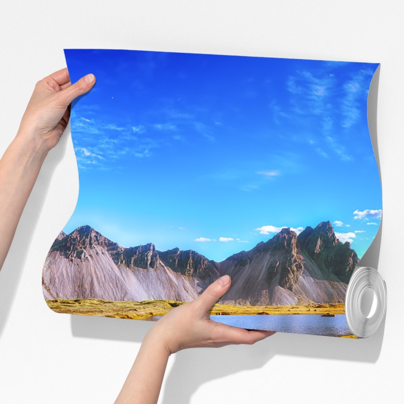 Fototapeta łąka łubinów przy Vestrahorn, Islandia – Wallissimo® Fototapeta łąka łubinów przy Vestrahorn, Islandia – Wallissimo®