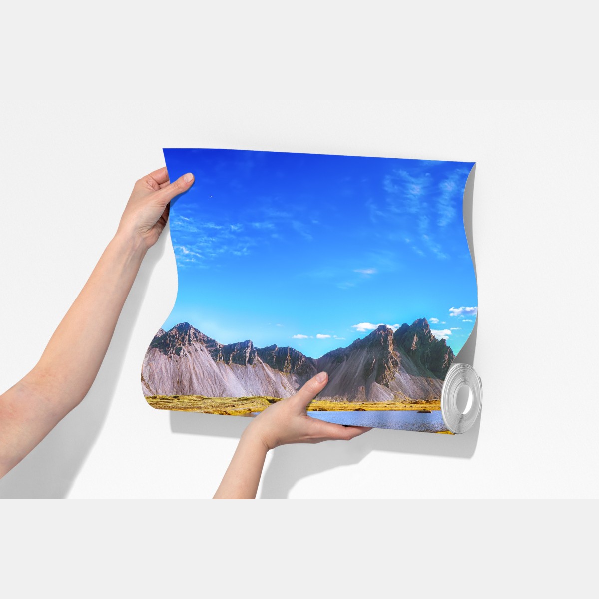 Fototapeta łąka łubinów przy Vestrahorn, Islandia – Wallissimo® Fototapeta łąka łubinów przy Vestrahorn, Islandia – Wallissimo®