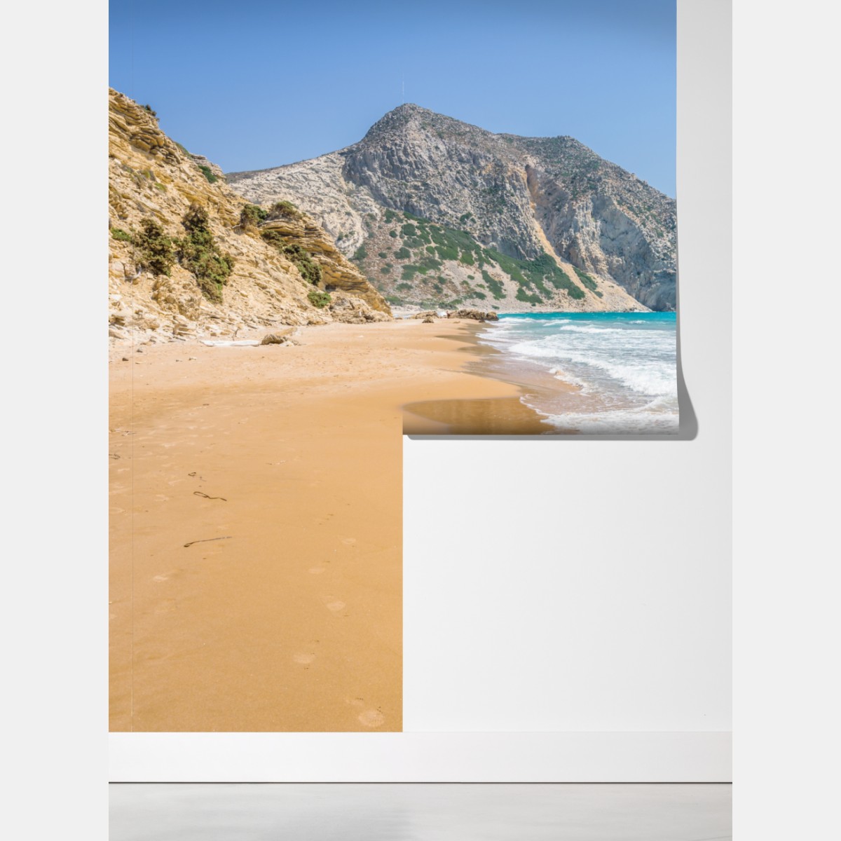 Fototapeta słoneczna turkusowa plaża z klifami – Wallissimo® Fototapeta słoneczna turkusowa plaża z klifami – Wallissimo®