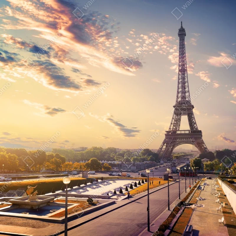 Fototapeta słoneczny widok na Wieżę Eiffla o świcie – Wallissimo® Fototapeta słoneczny widok na Wieżę Eiffla o świcie – Wallissimo®