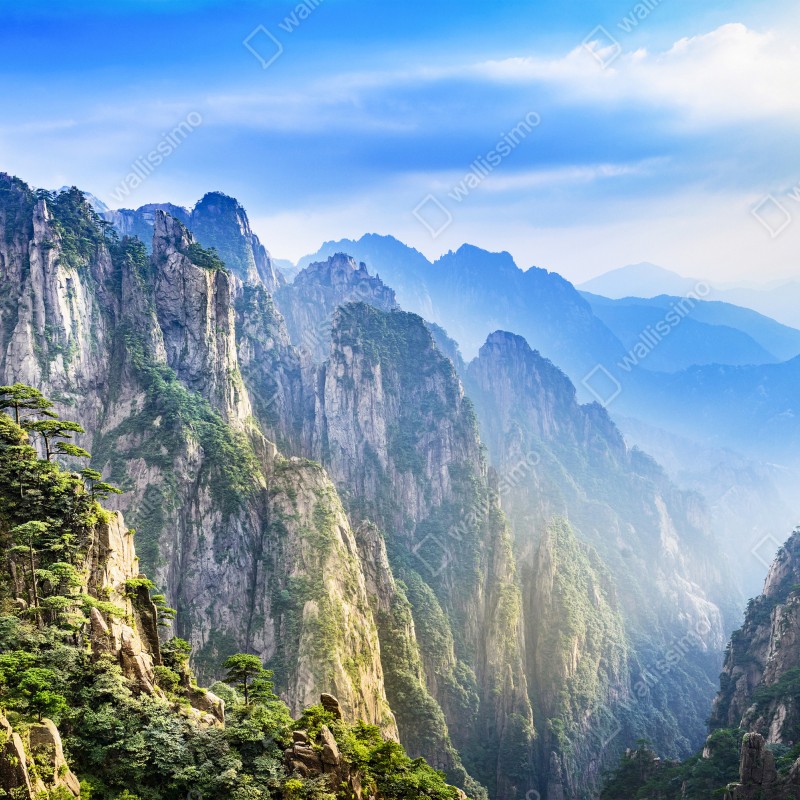 Fototapeta mglista panorama górska – Wallissimo® Fototapeta mglista panorama górska – Wallissimo®