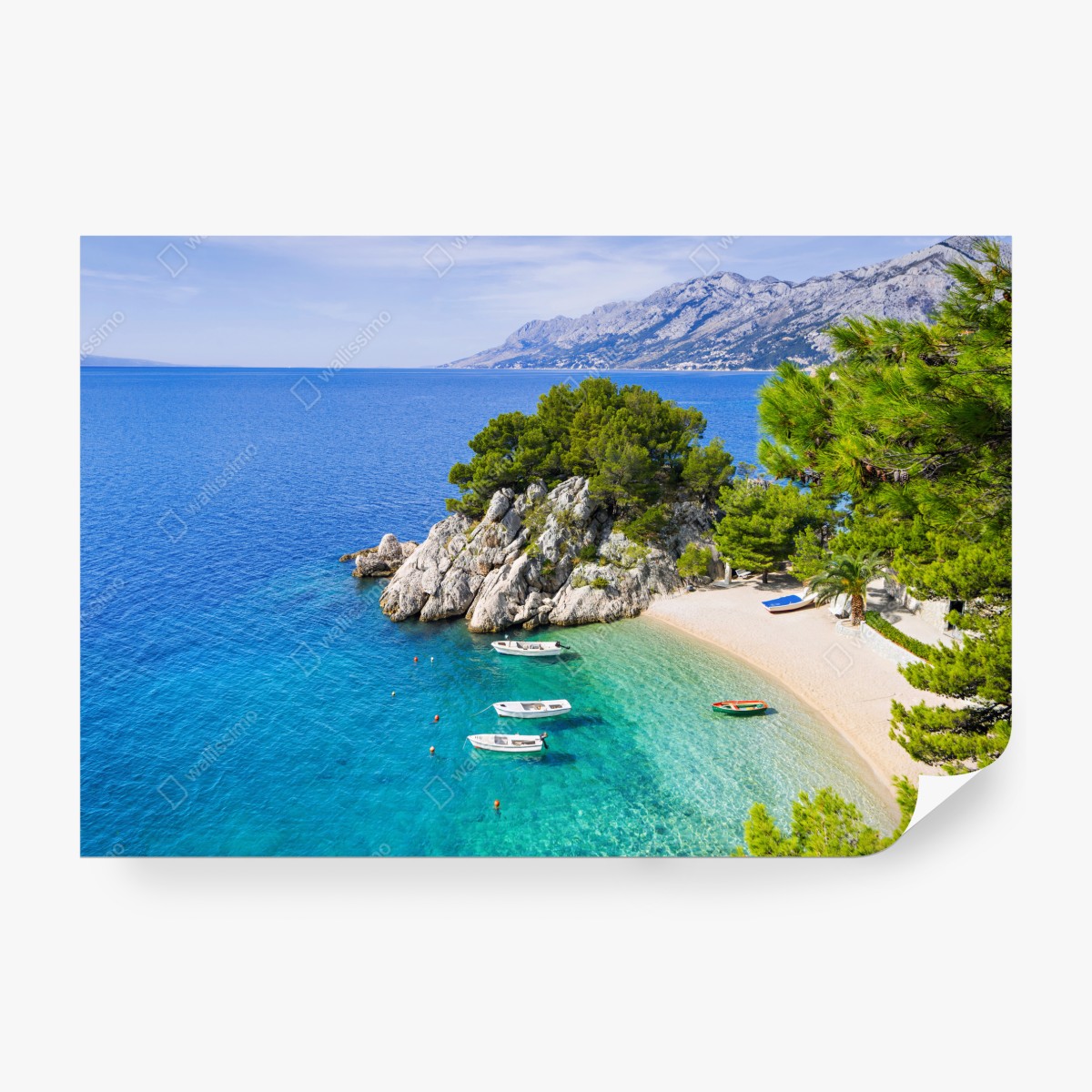 Fototapeta spokojna turkusowa zatoczka z łódkami – Wallissimo® Fototapeta spokojna turkusowa zatoczka z łódkami – Wallissimo®