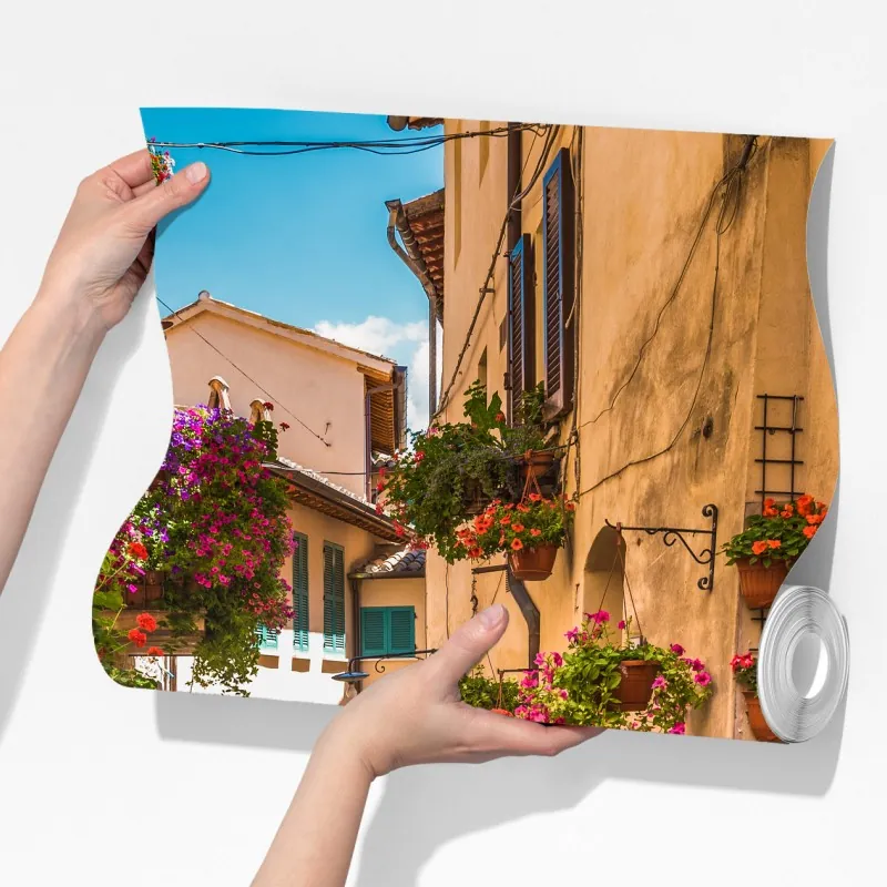 Fototapeta słoneczna kwiatowa alejka w Umbrii – Wallissimo® Fototapeta słoneczna kwiatowa alejka w Umbrii – Wallissimo®