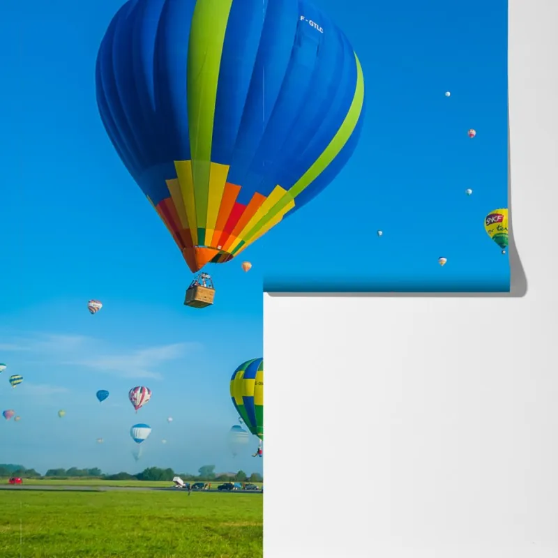 Fototapeta kolorowe balony nad Chambley – Wallissimo® Fototapeta kolorowe balony nad Chambley – Wallissimo®