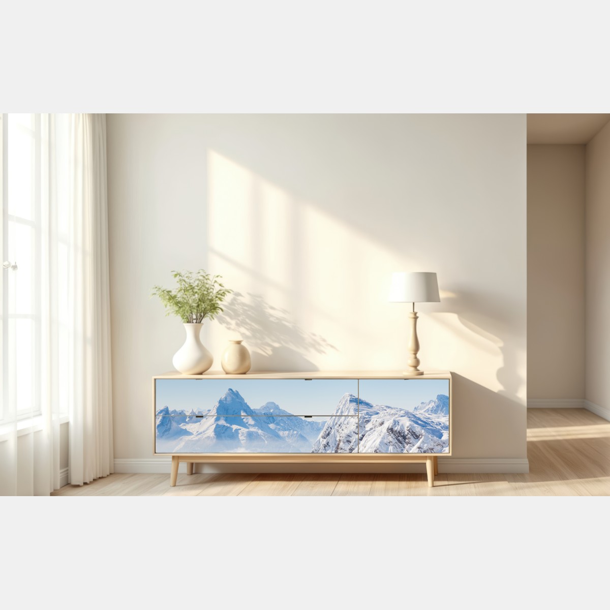 Naklejka repozycjonowalna spokojna panorama zaśnieżonych gór – Wallissimo® Naklejka repozycjonowalna spokojna panorama zaśnieżonych gór – Wallissimo®