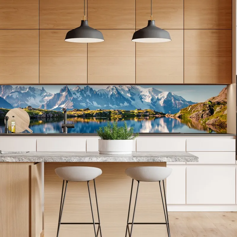 Naklejka repozycjonowalna zabawny wzór księżniczki z koronami i ustami – Wallissimo®