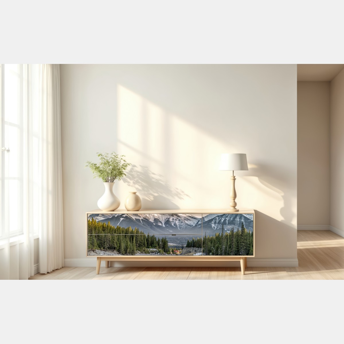 Naklejka repozycjonowalna majestatyczne górskie szczyty i sosnowy las – Wallissimo® Naklejka repozycjonowalna majestatyczne górskie szczyty i sosnowy las – Wallissimo®