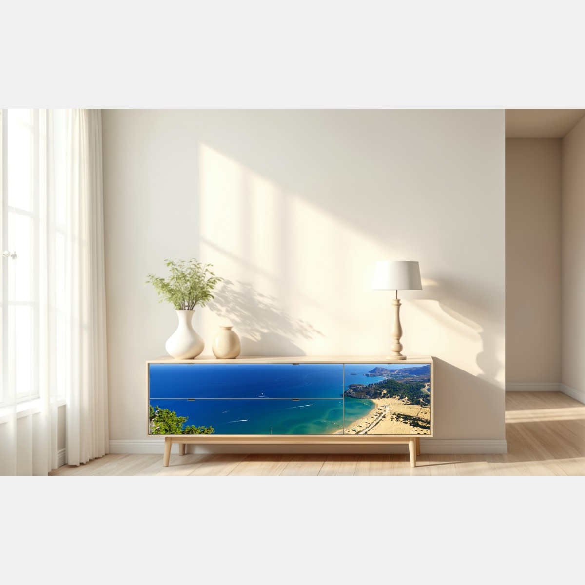 Naklejka repozycjonowalna spokojna turkusowa panorama wybrzeża – Wallissimo® Naklejka repozycjonowalna spokojna turkusowa panorama wybrzeża – Wallissimo®