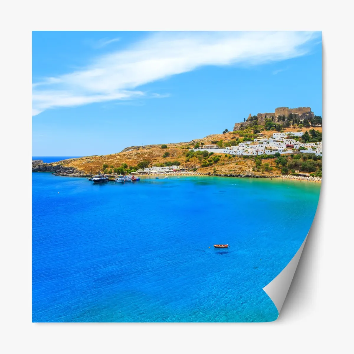 Naklejka repozycjonowalna słoneczna zatoka z nadmorskim miasteczkiem – Wallissimo® Naklejka repozycjonowalna słoneczna zatoka z nadmorskim miasteczkiem – Wallissimo®