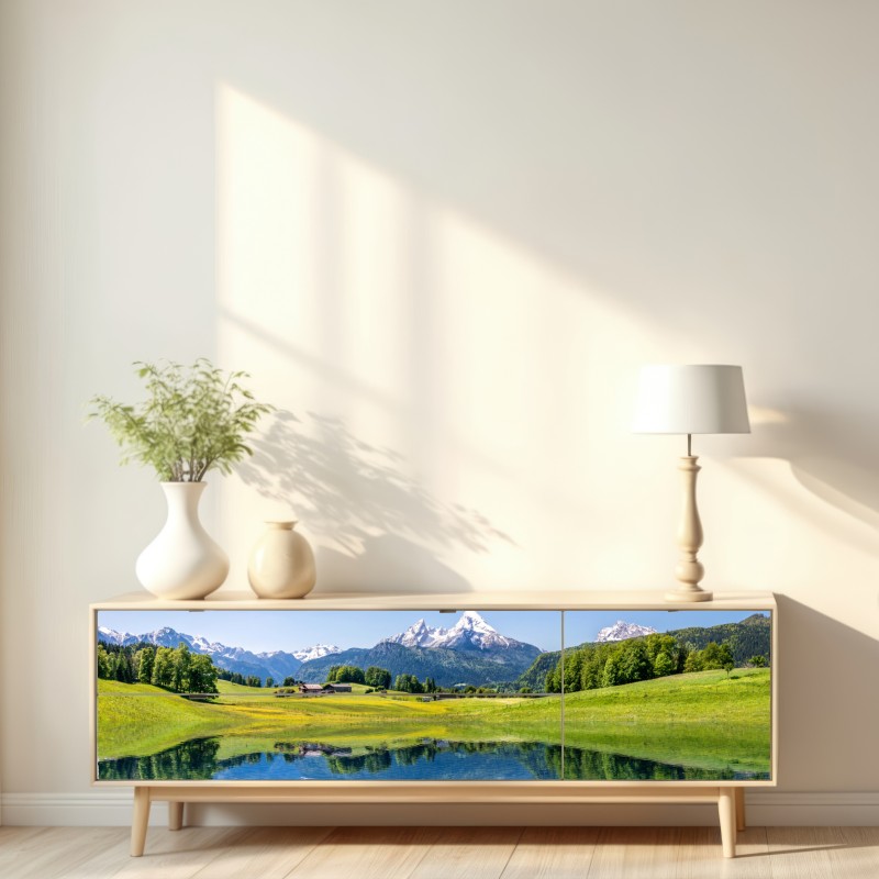 Naklejka repozycjonowalna alpejskie szczyty odbite w spokojnym jeziorze – Wallissimo® Naklejka repozycjonowalna alpejskie szczyty odbite w spokojnym jeziorze – Wallissimo®