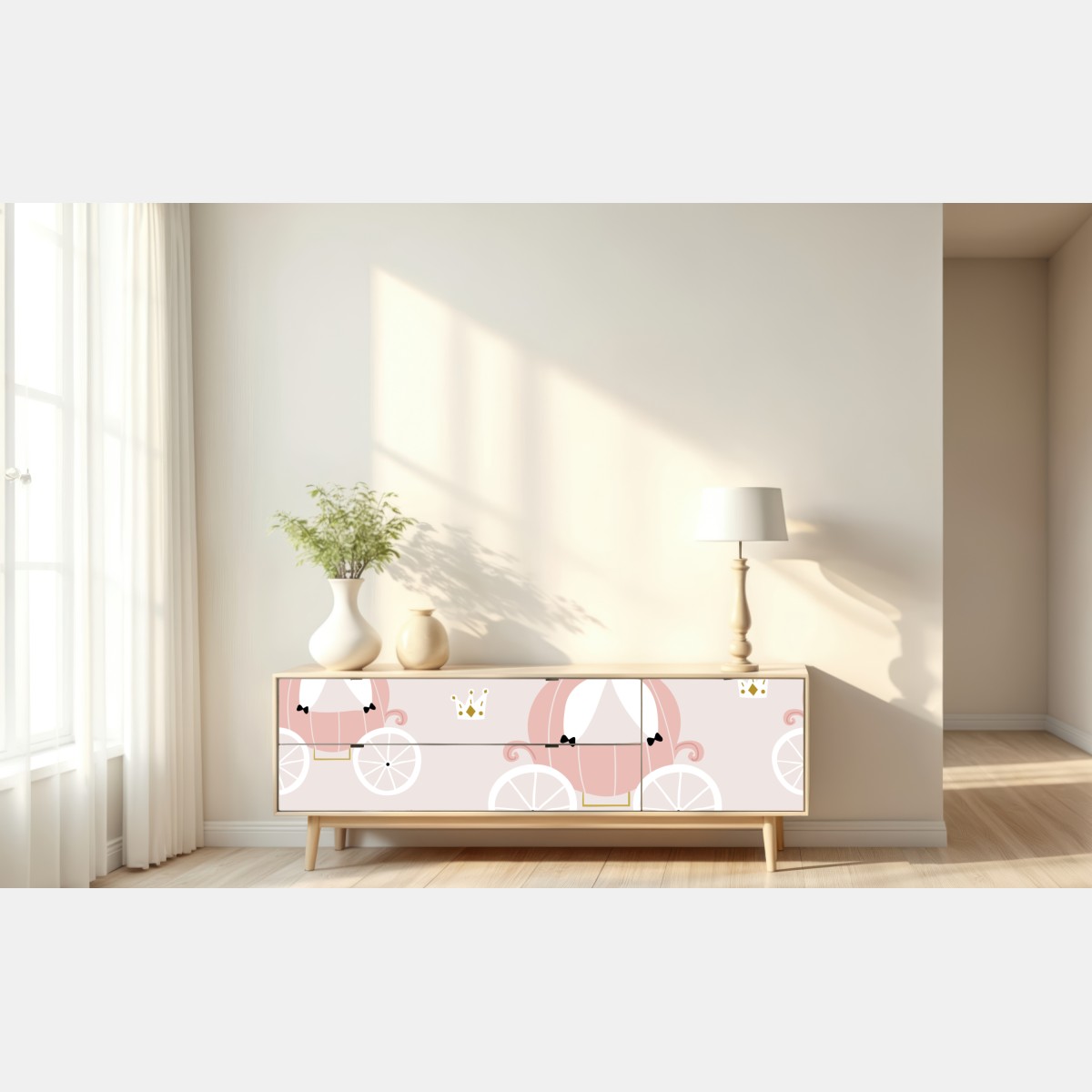 Naklejka repozycjonowalna różowy wzór z karetą księżniczki – Wallissimo® Naklejka repozycjonowalna różowy wzór z karetą księżniczki – Wallissimo®