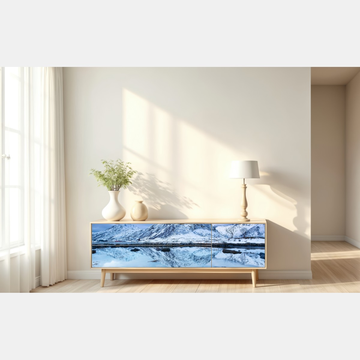 Naklejka repozycjonowalna śnieżny szczyt odbity w wodzie, Norwegia – Wallissimo® Naklejka repozycjonowalna śnieżny szczyt odbity w wodzie, Norwegia – Wallissimo®