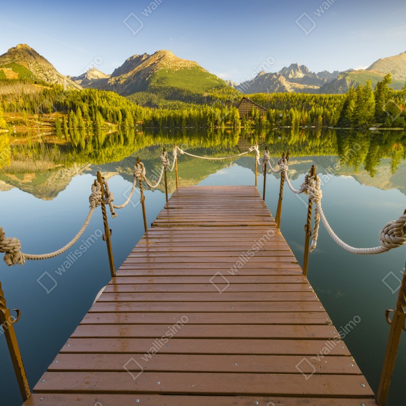 Naklejka repozycjonowalna pomost nad jeziorem Strbske Pleso – Wallissimo® Naklejka repozycjonowalna pomost nad jeziorem Strbske Pleso – Wallissimo®